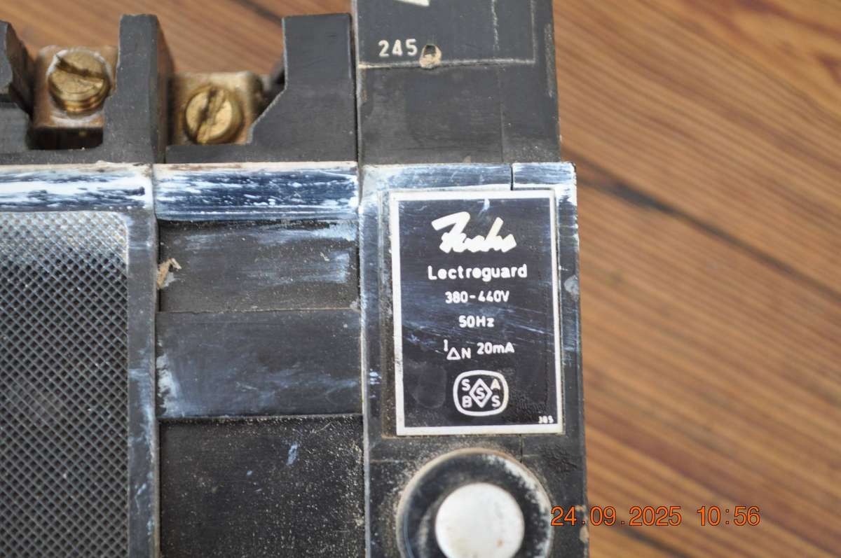 Vintage Fuchs Circuit Breaker (as is)