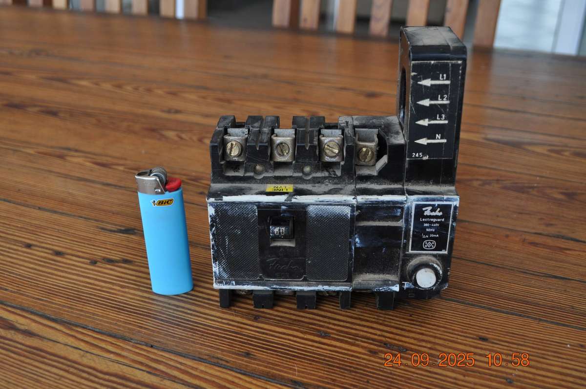 Vintage Fuchs Circuit Breaker (as is)