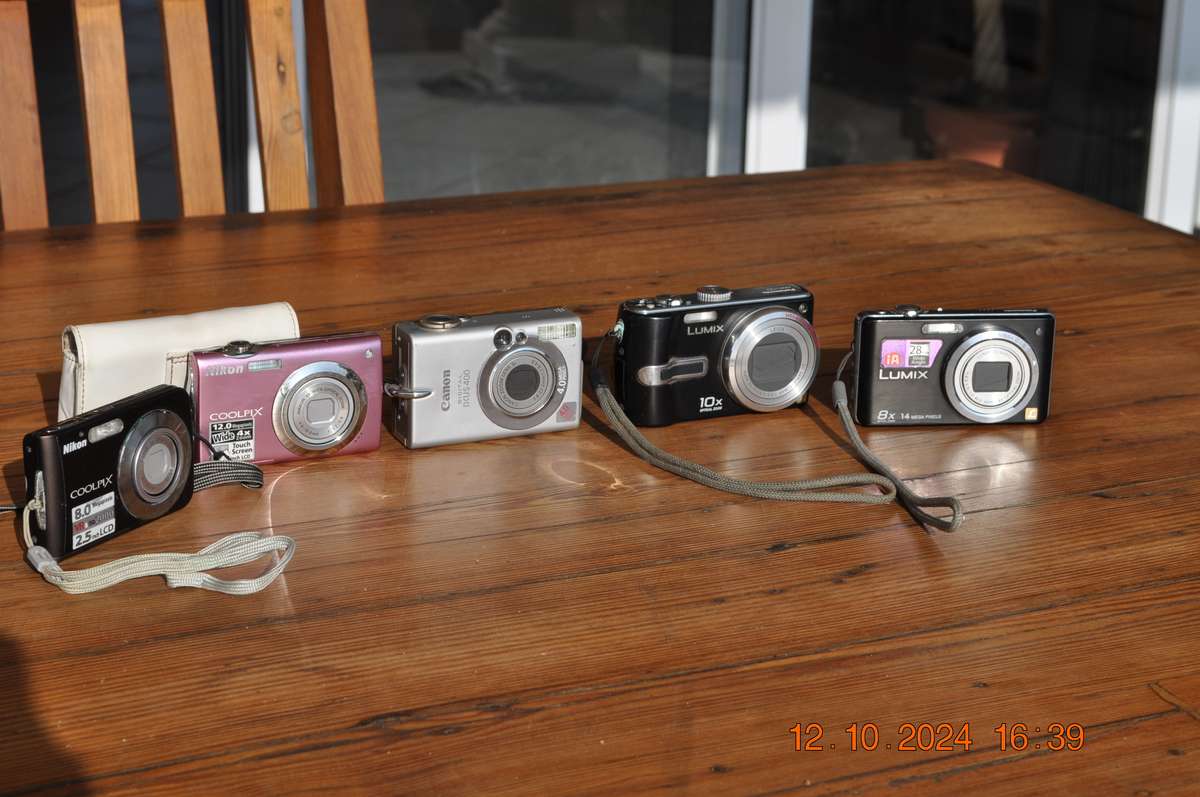 Older Type Digital Cameras (selling as is)