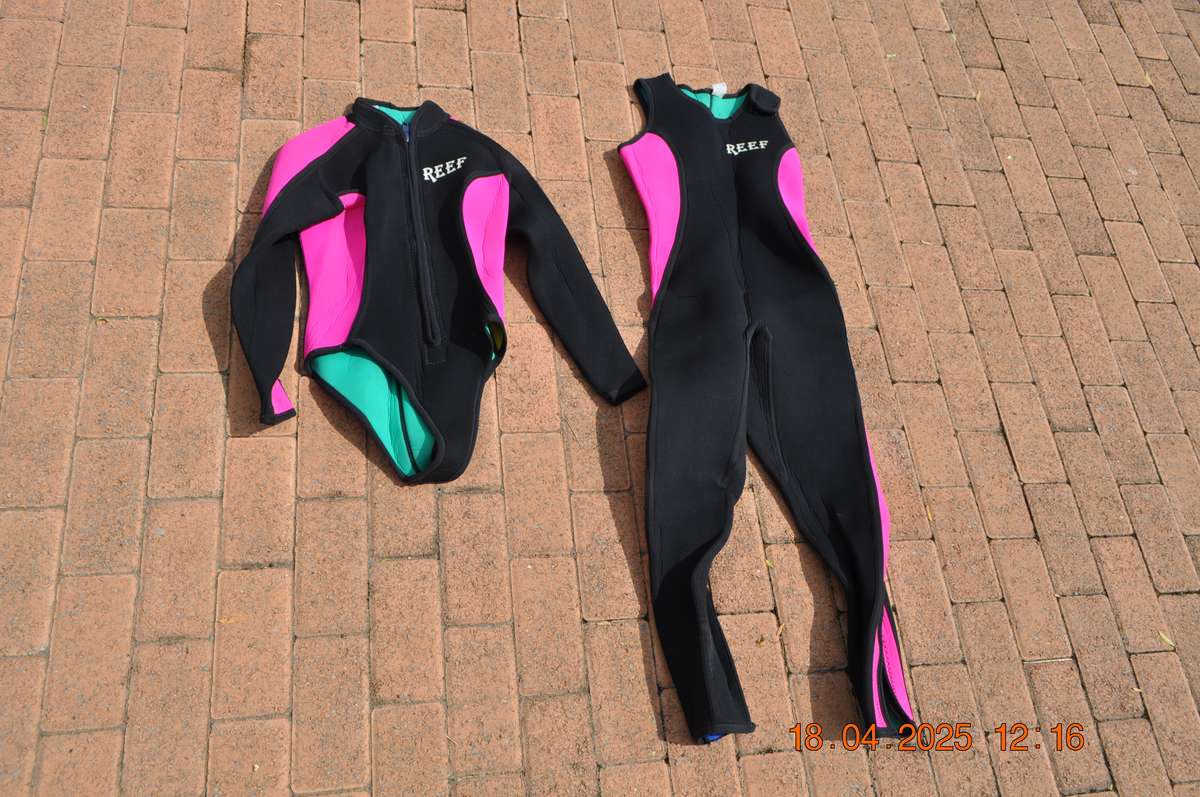 Lady Reef 2 Piece Wetsuit 5mm Size Medium