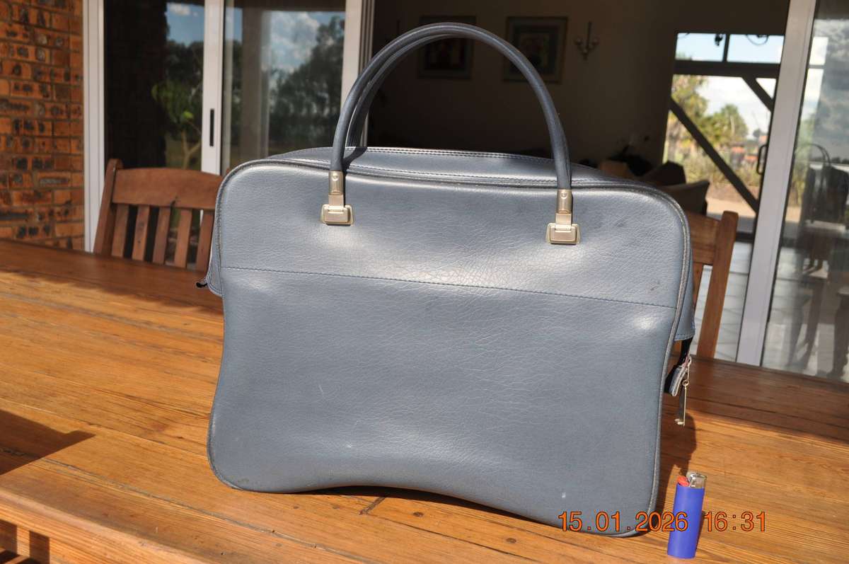 Vintage Vinyl SAA SAL Approved Cabin Carry Bag