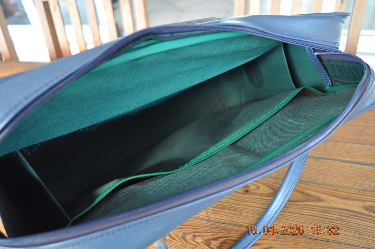 Vintage Vinyl SAA SAL Approved Cabin Carry Bag