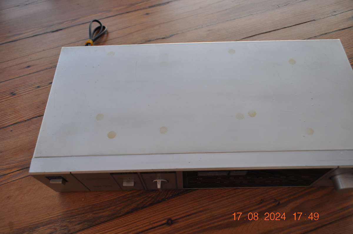 Vintage Sanyo FM AM Tuner