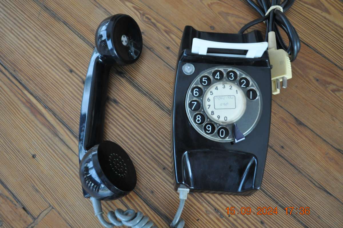Vintage 1980s Black Dial Phone