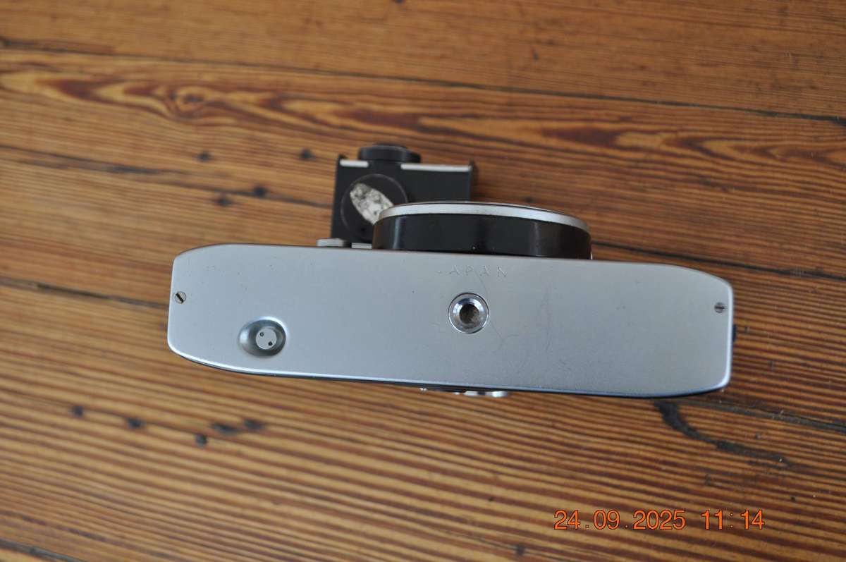 Minolta SR-1 35mm SLR Film Camera Body Only