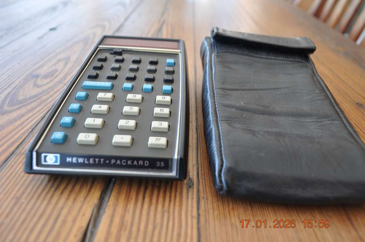 Vintage Hewlett Packard 35 Scientific Calculator (as is)