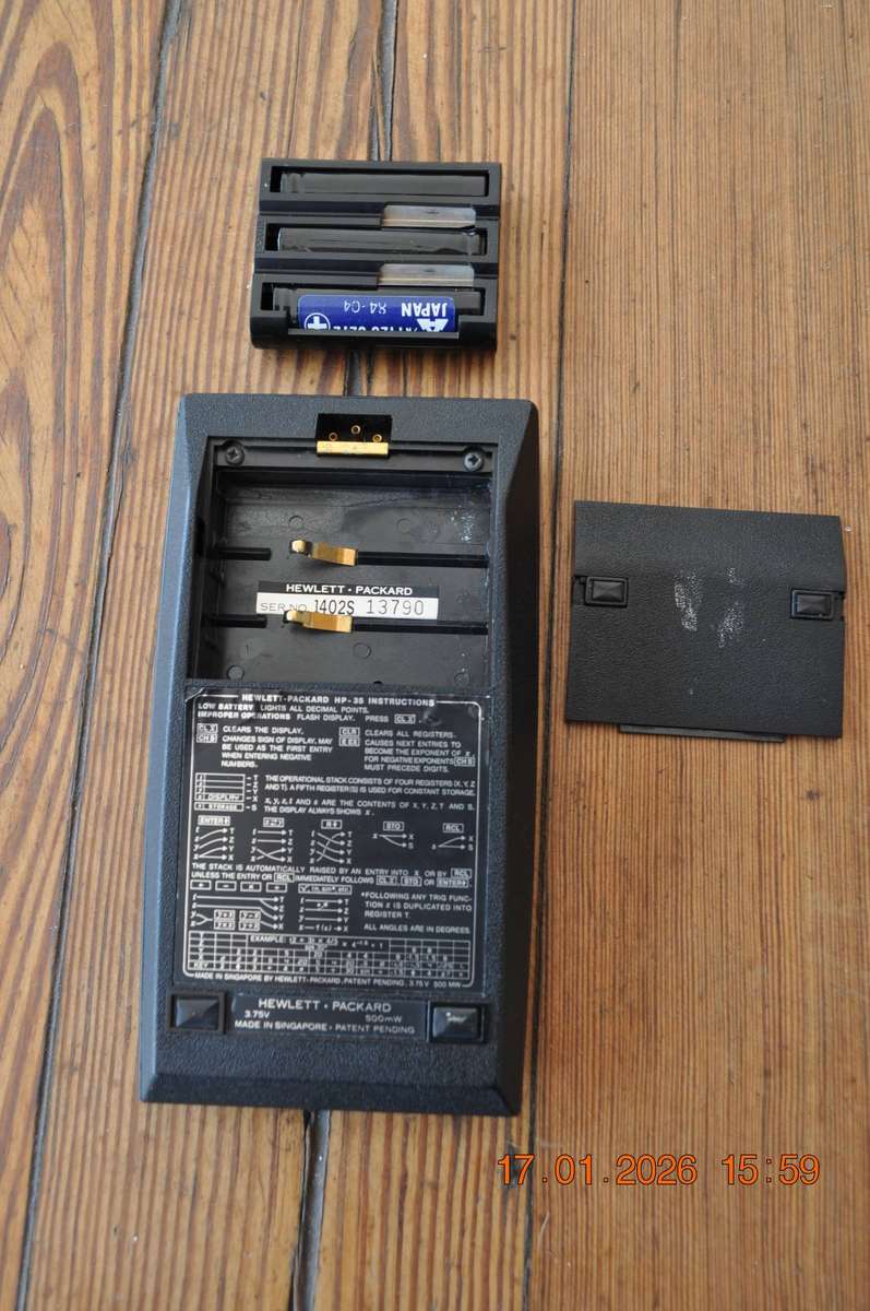 Vintage Hewlett Packard 35 Scientific Calculator (as is)