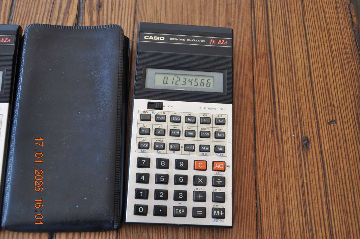 Casio fx-82a Scientific Calculators