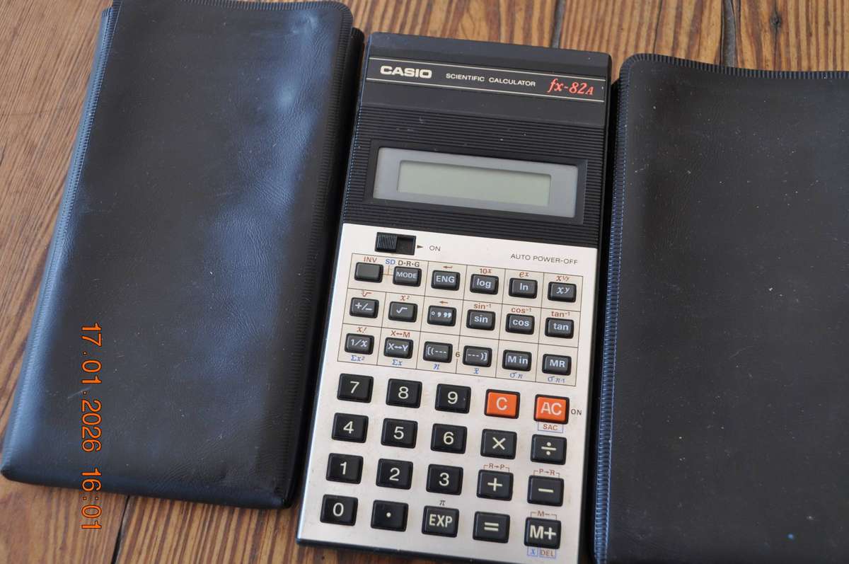 Casio fx-82a Scientific Calculators