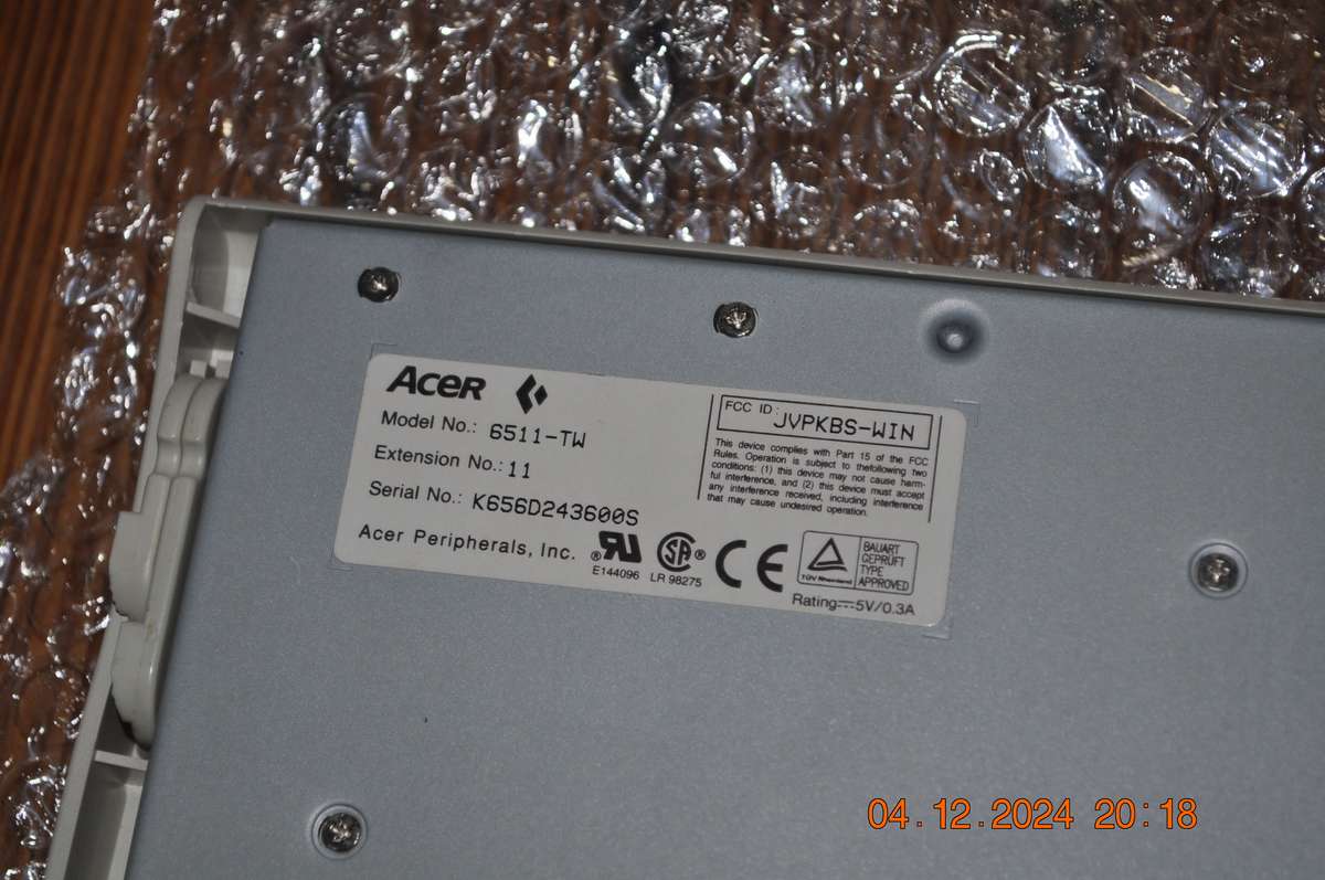 Vintage Acer Din 5 Pin Computer Keyboard