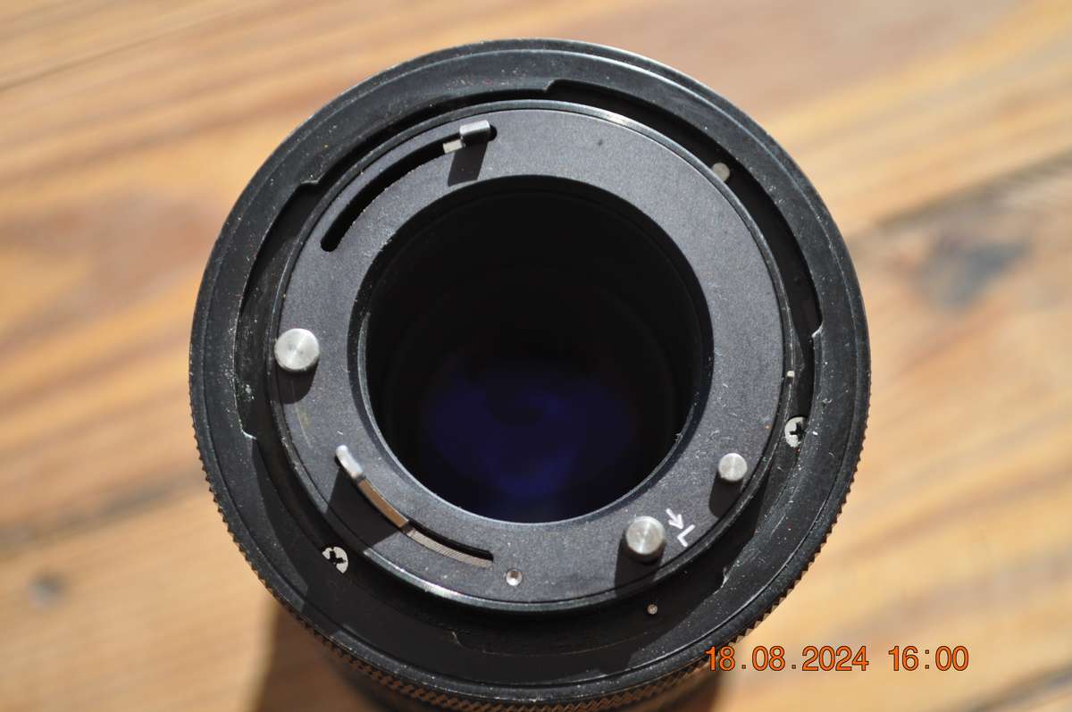 Vivitar 135mm 2.8 Lens With Tele converter