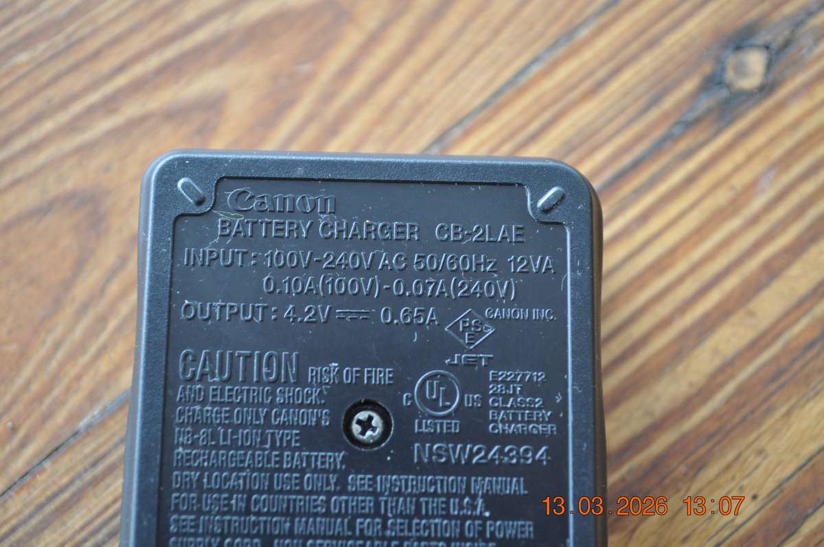 Original Canon CB-2LAE Camera Battery Charger