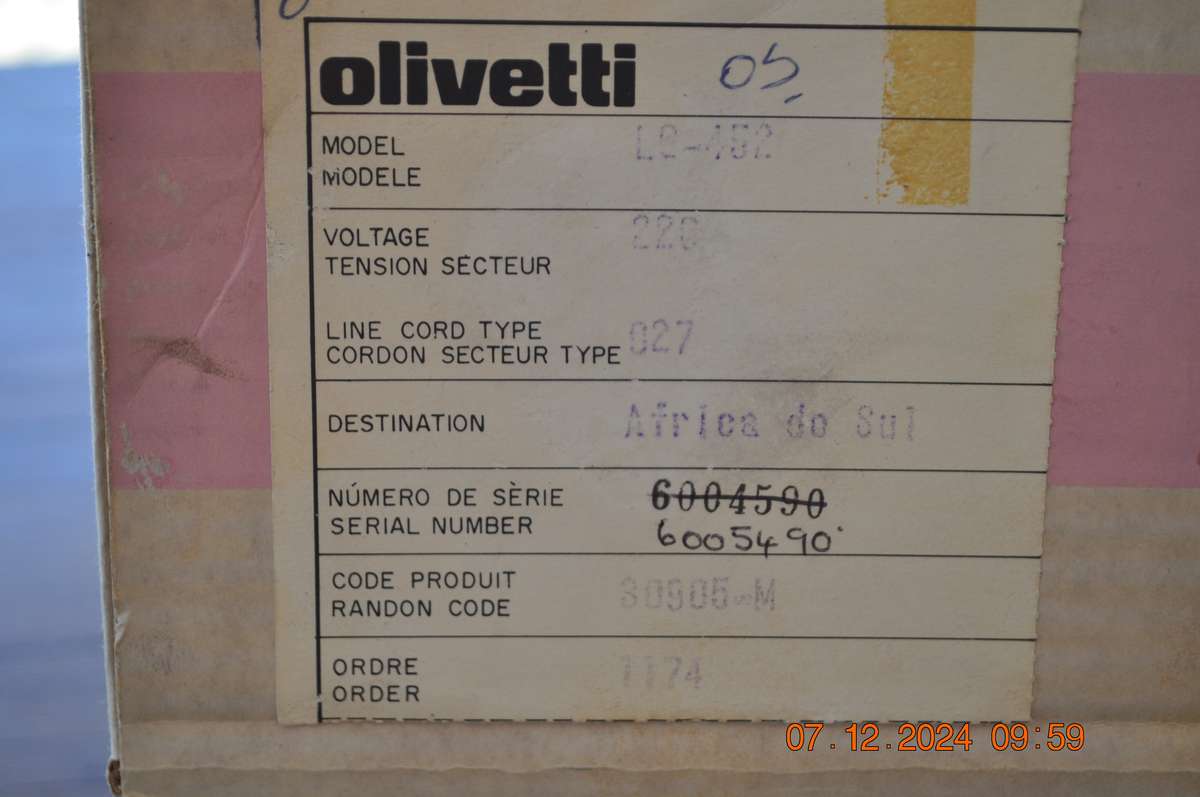 Vintage Olivetti Logos 452 Calculator