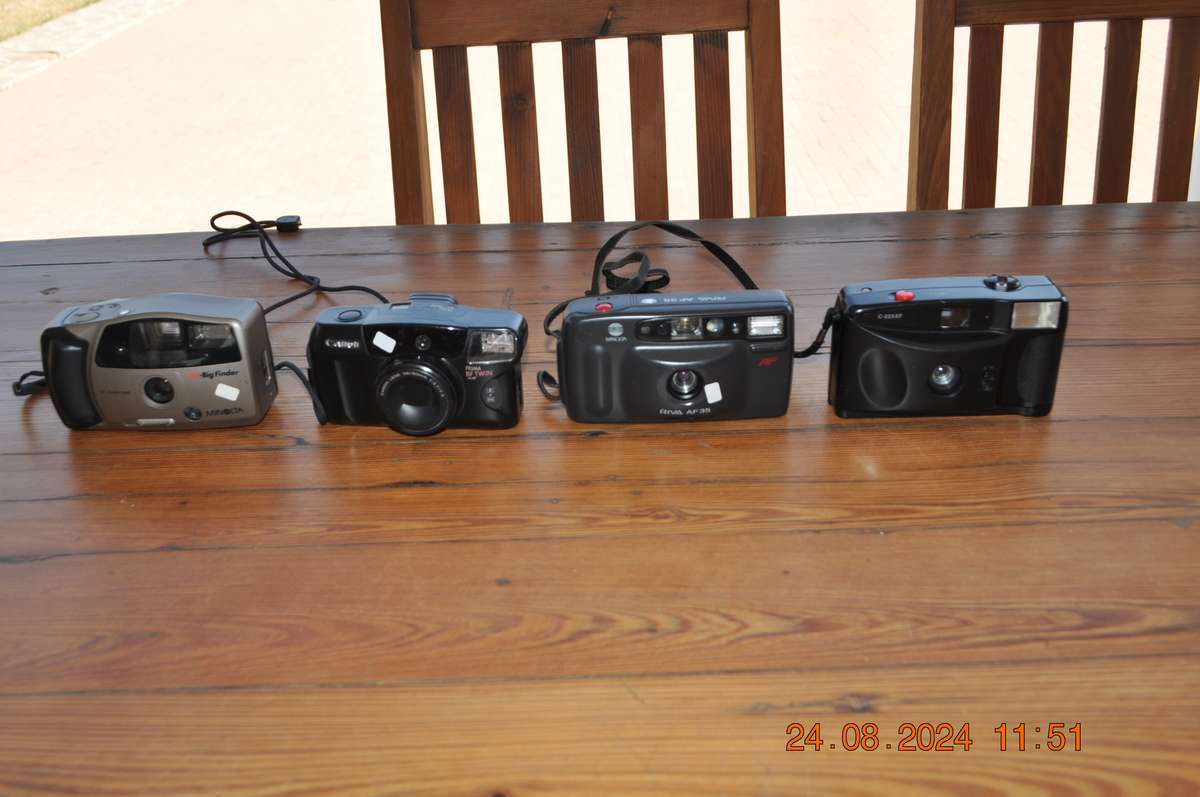 Old 35mm Film Cameras x 4 (selling as is)