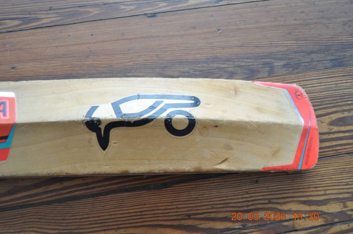 Kookaburra Rapid Pro 1000 Kids Cricket Bat Size 3