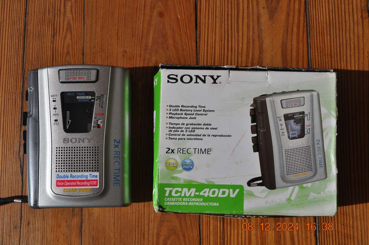 Vintage Sony Cassette Walkman Player Recorder (no sound)