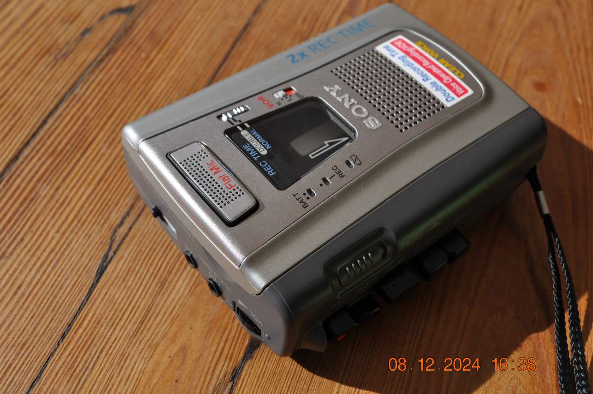 Vintage Sony Cassette Walkman Player Recorder (no sound)