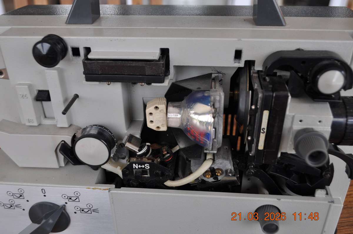 Vintage Eumig Mark-S 710D 8mm and Super 8mm Film Projector (as is)