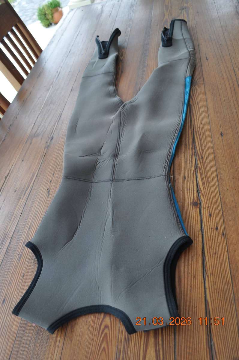SA Divers 5mm Farmer John Scuba Wetsuit Size Small