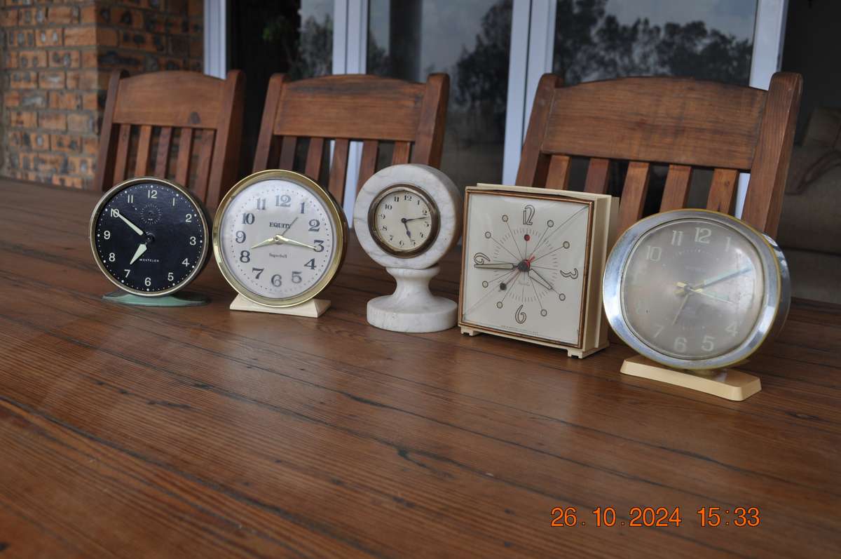 Vintage Alarm Clocks X 5 (parts or repair)