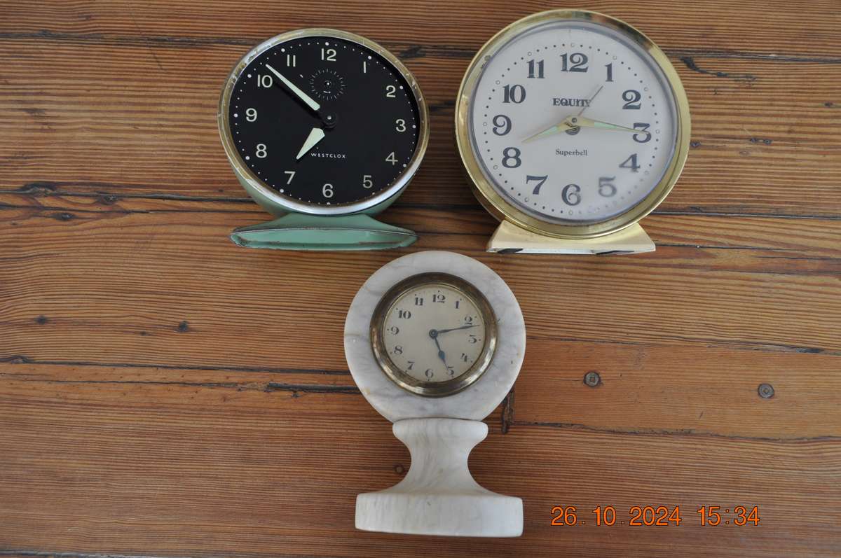 Vintage Alarm Clocks X 5 (parts or repair)