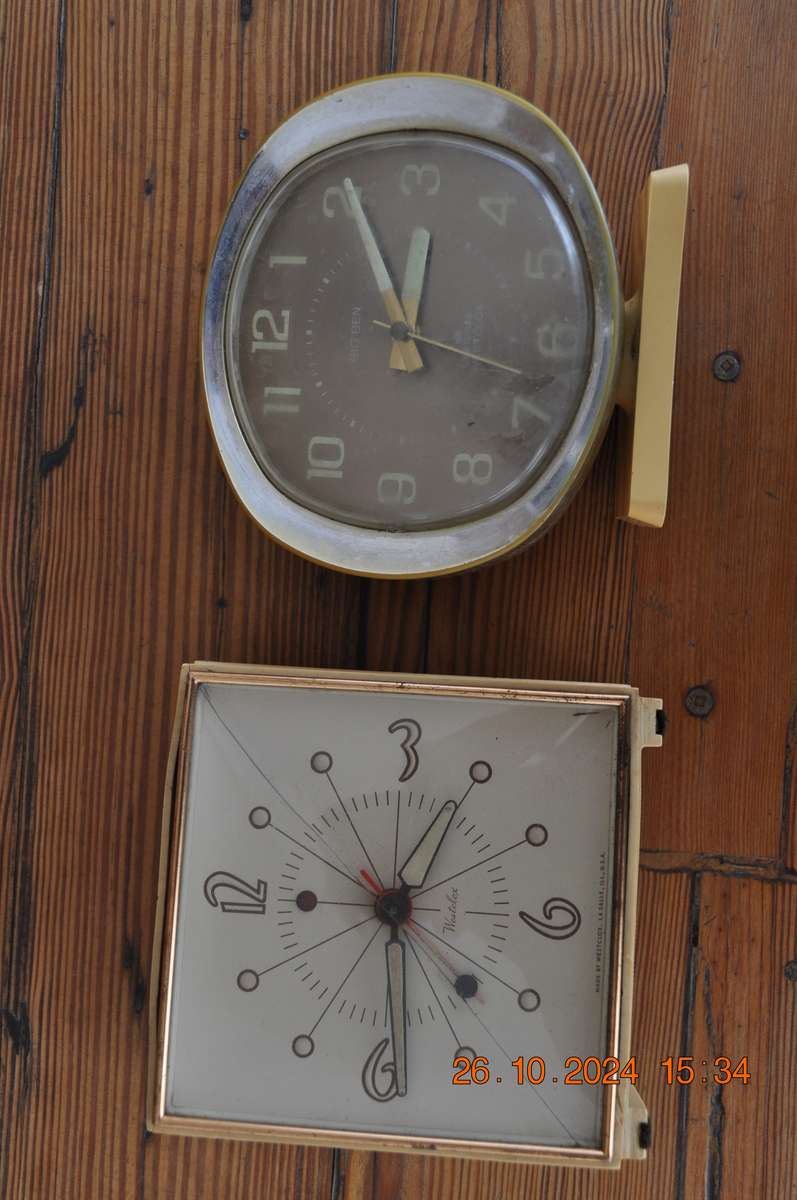 Vintage Alarm Clocks X 5 (parts or repair)