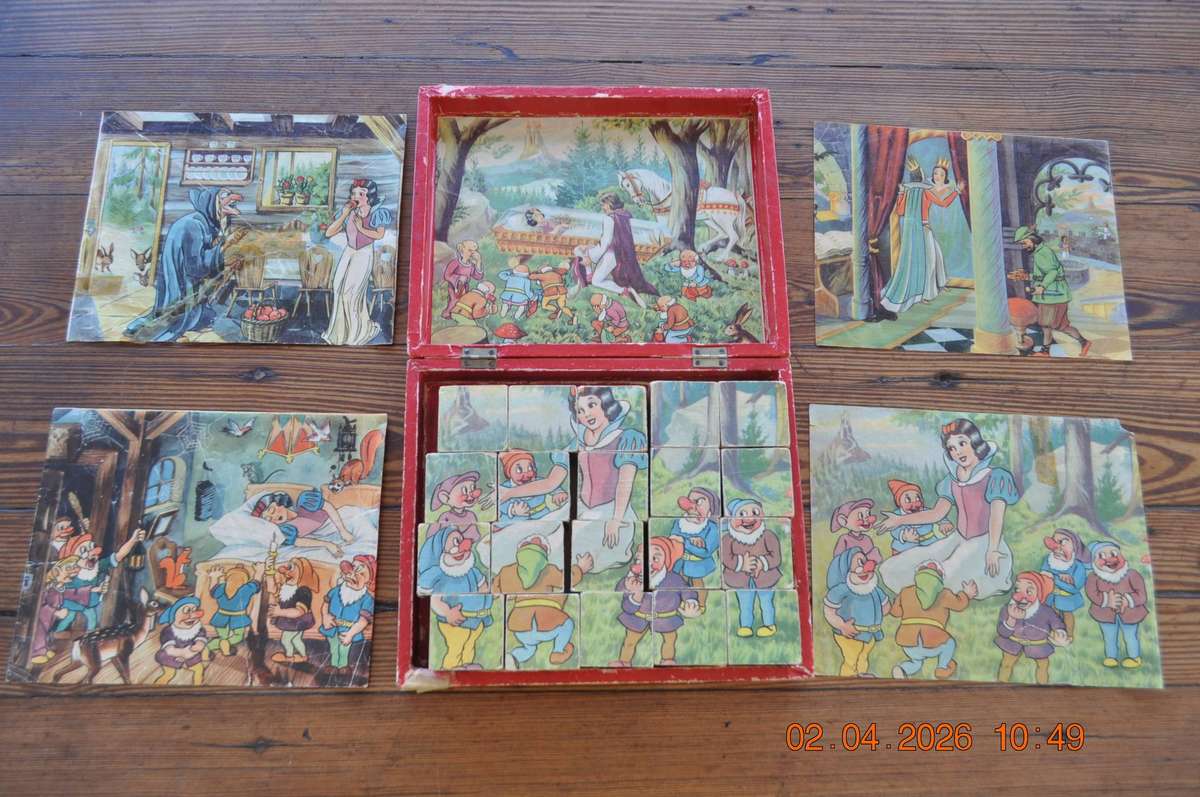 Vintage Snow White And The 7 Dwarfs Block Puzzle
