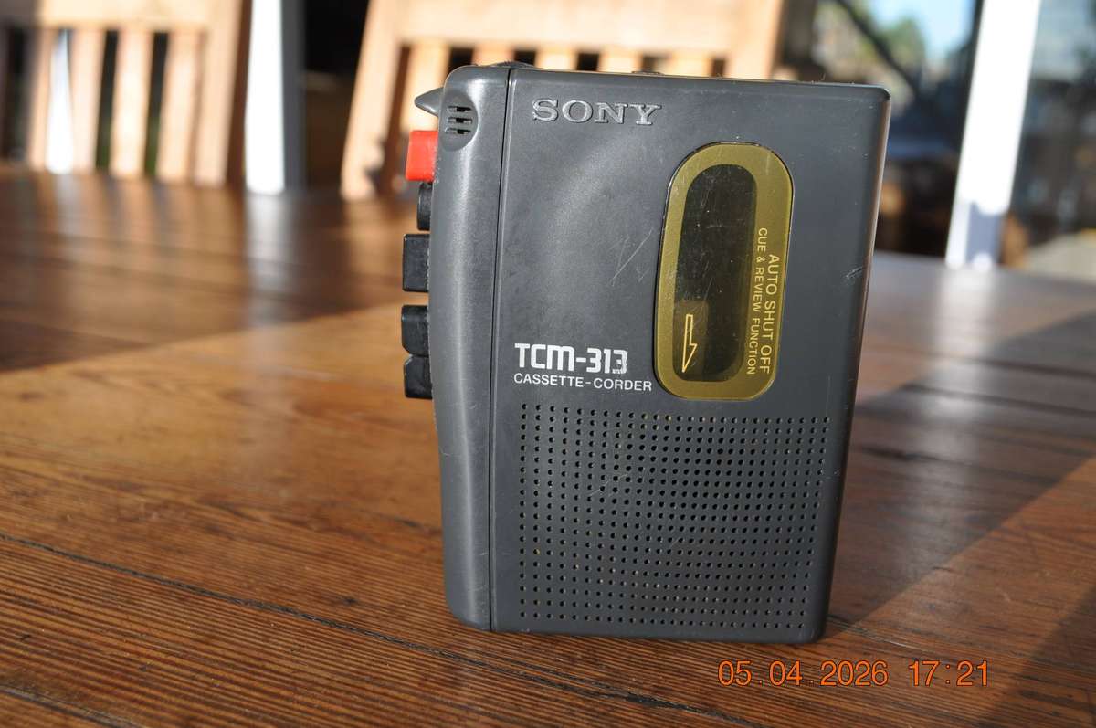 Vintage Sony TCM-313 Portable Cassette Player (as is)