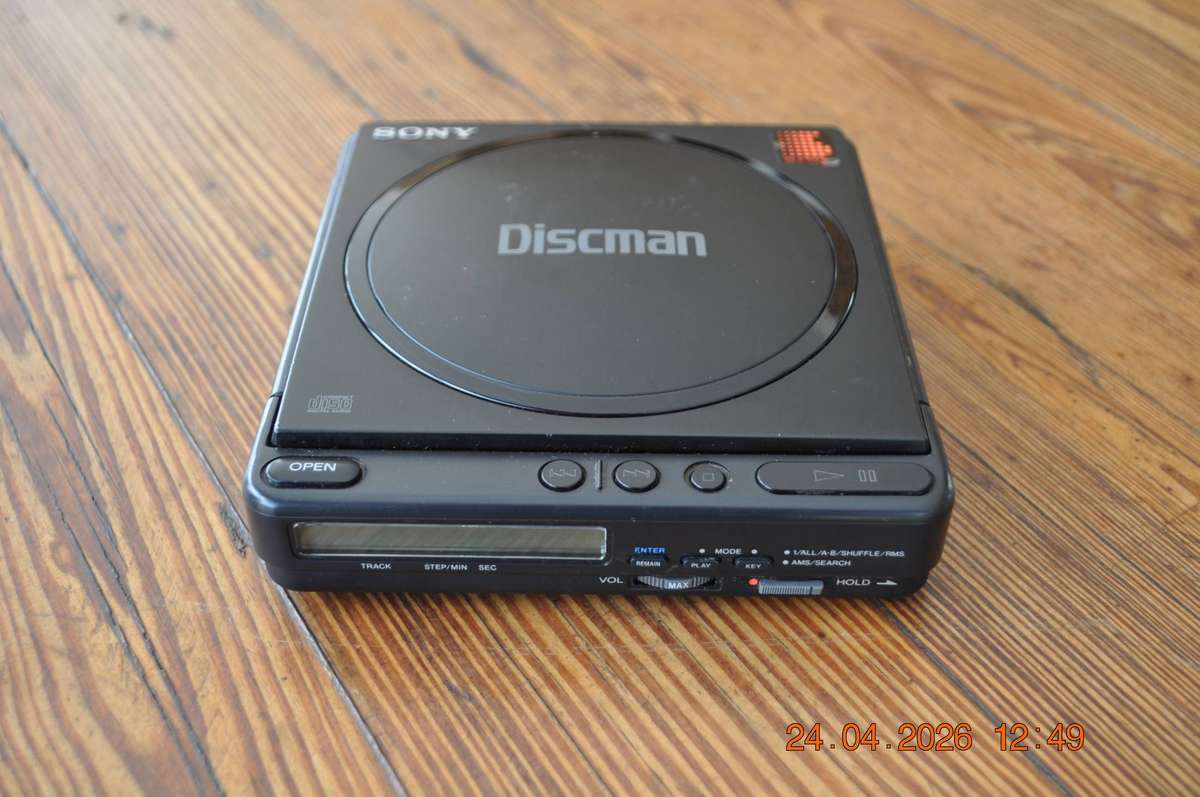 Vintage Sony D-40 Discman CD Player (as is)