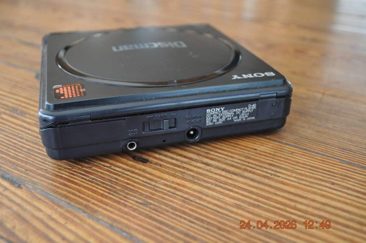 Vintage Sony D-40 Discman CD Player (as is)