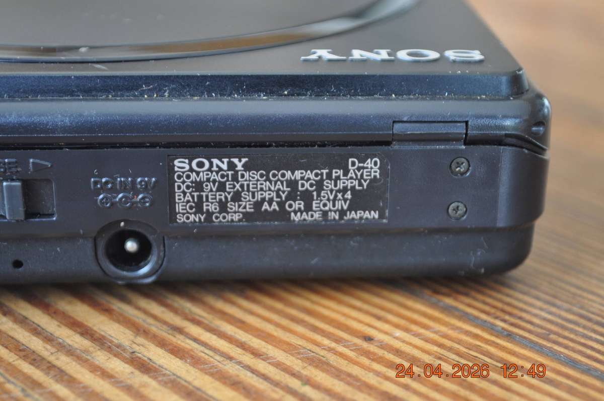Vintage Sony D-40 Discman CD Player (as is)