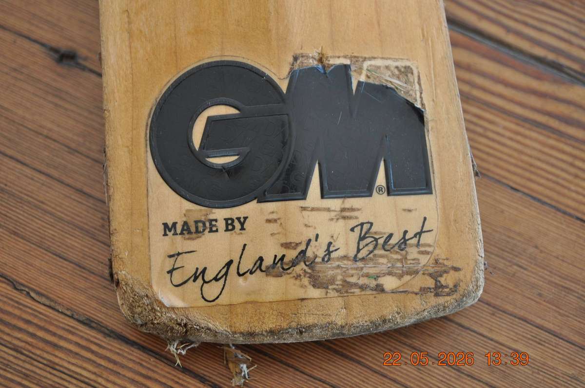 GM Noir Cricket Bat Size 6