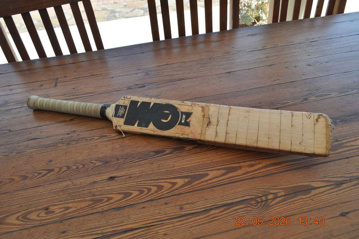 GM Noir Cricket Bat Size 6