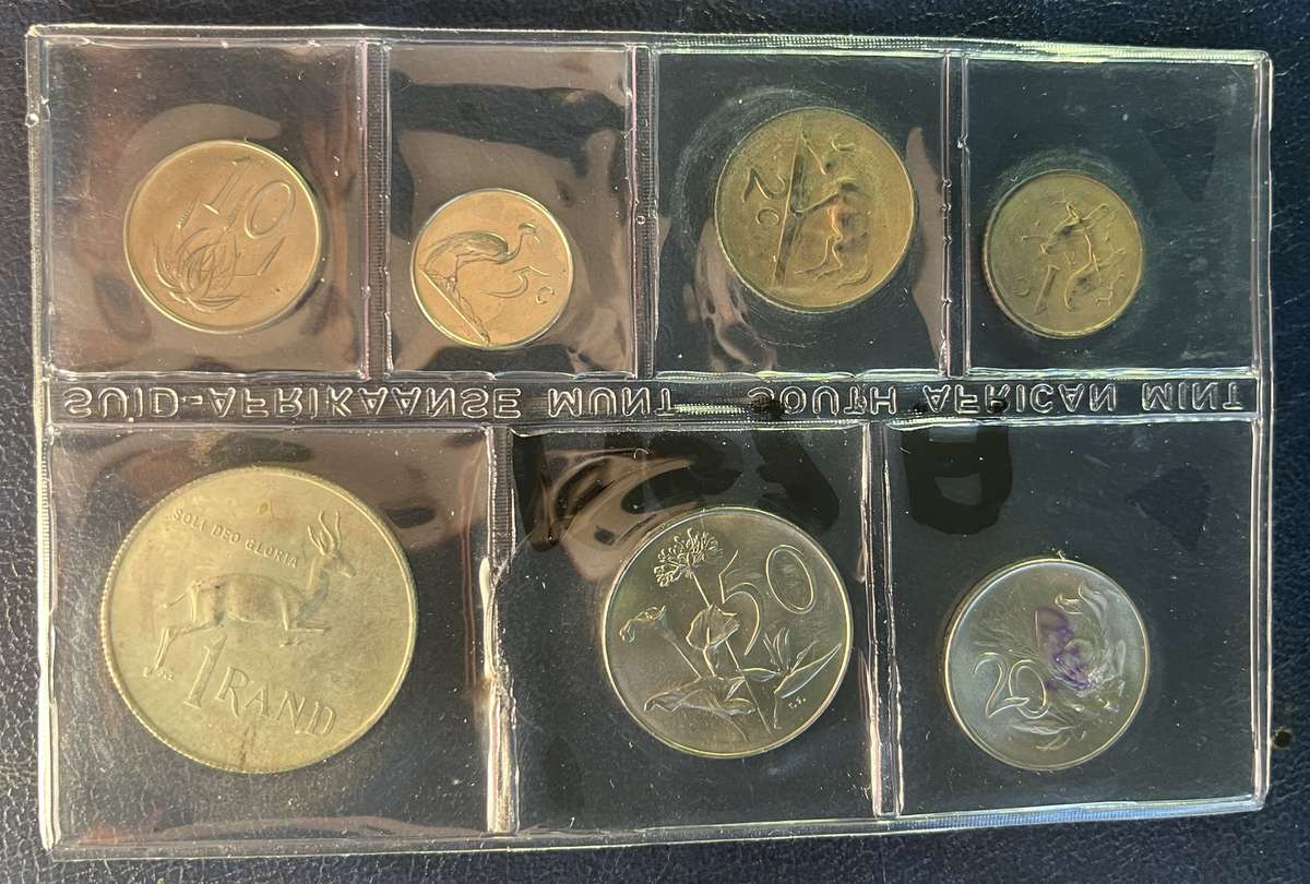 1967 Afrikaans mint pack with one Rand silver Verwoerd image