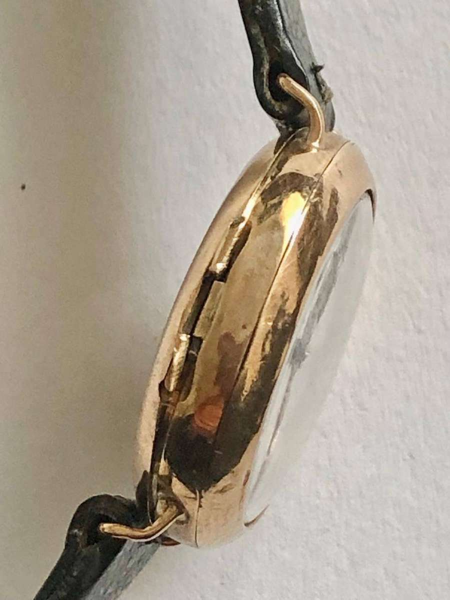 Vintage Mechanical 9ct gold Buren Watch