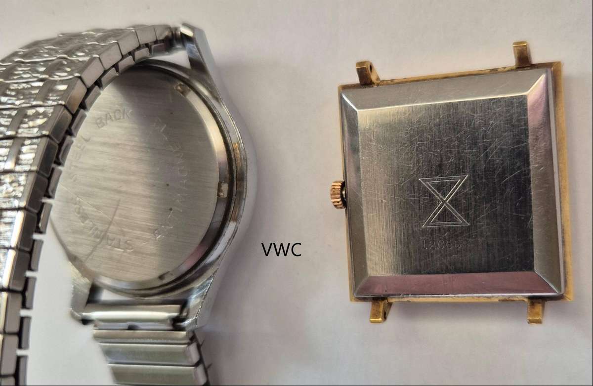 2 x Vintage men's manual wind watches - running
