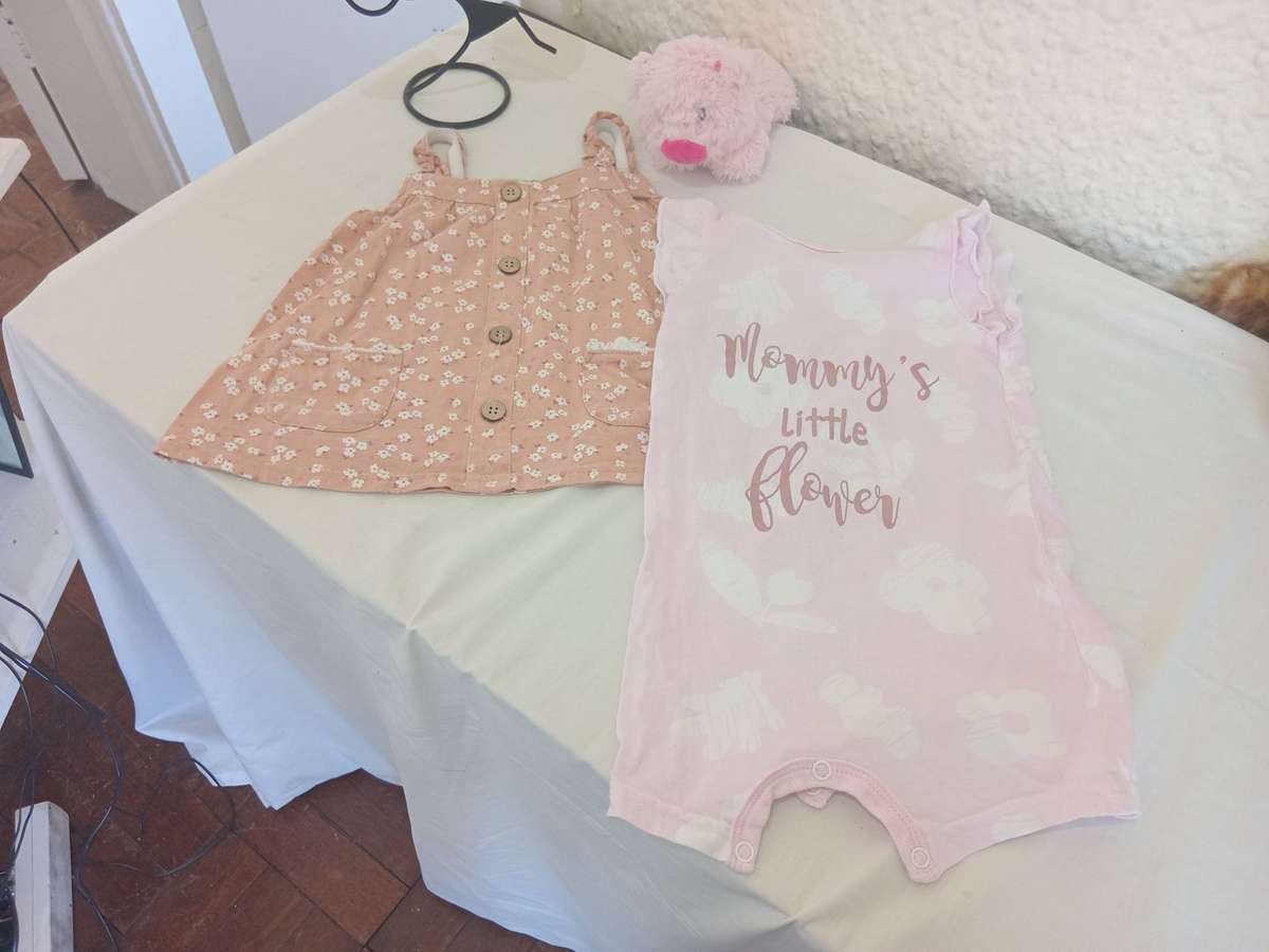 x4 Baby Clothing 12-18M (a)