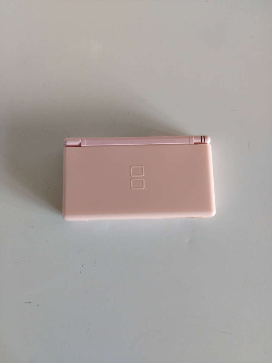Nintendo DS Lite