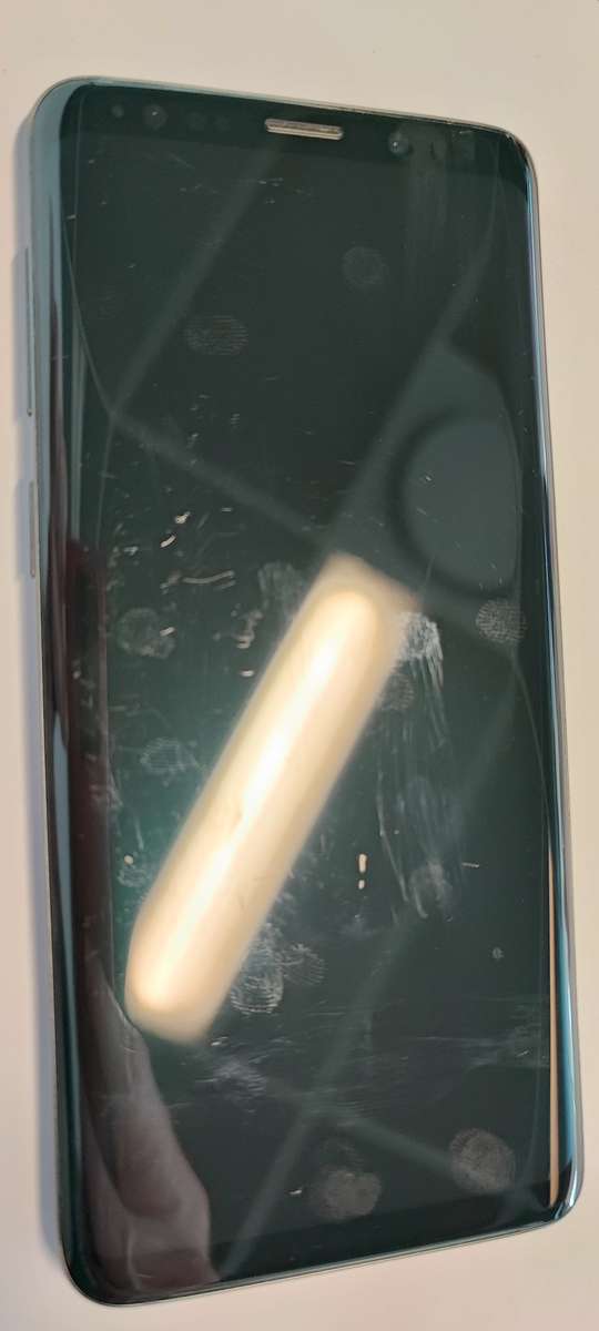 Samsung Galaxy S9 (Edge) 64GB, 32GB microSD card, read description