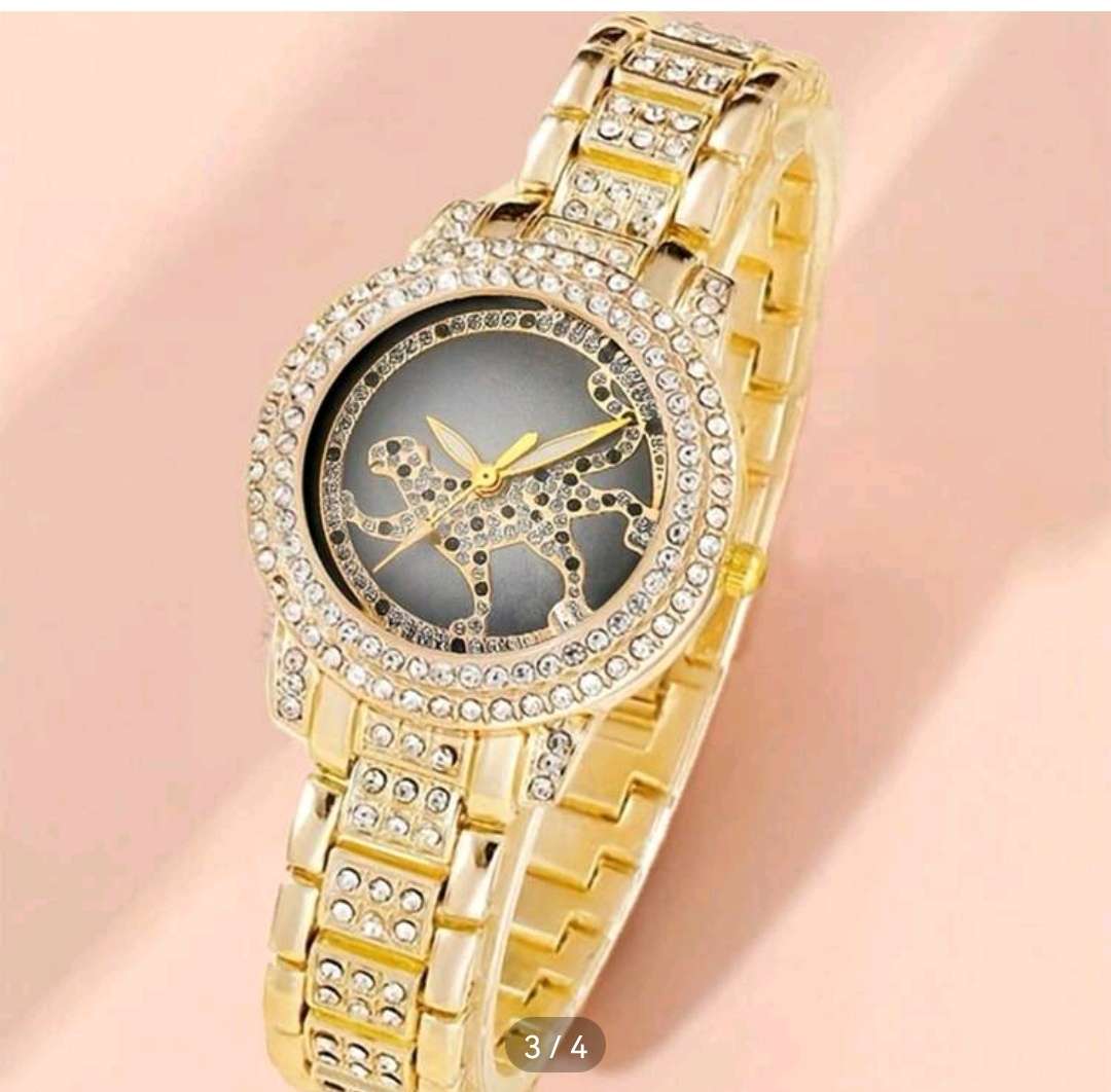 woman's 6pcs decor watch set man