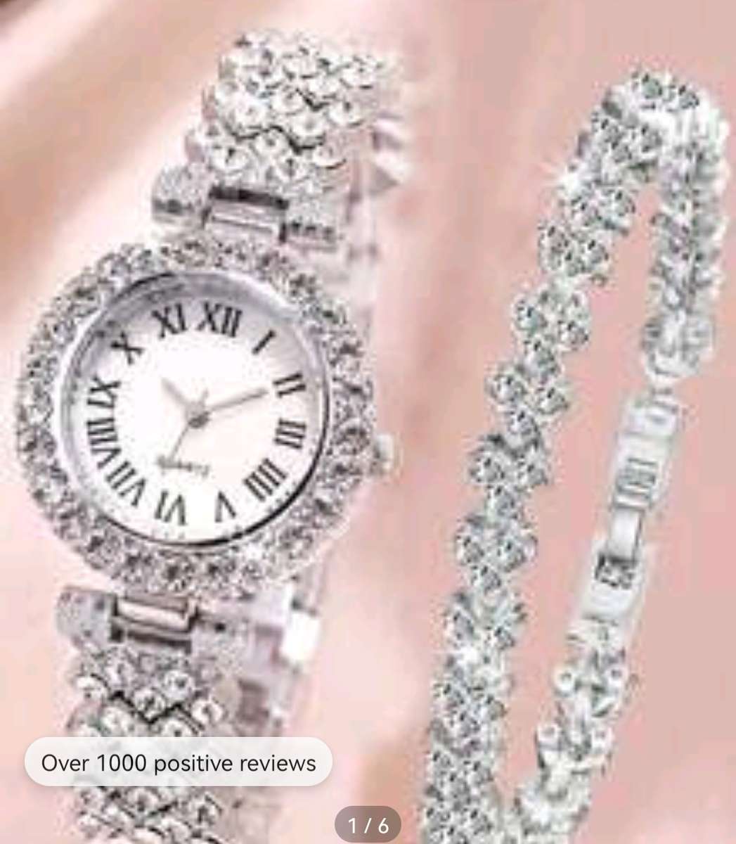 Wow amazing luxurious woman 2pc diamond decor watch