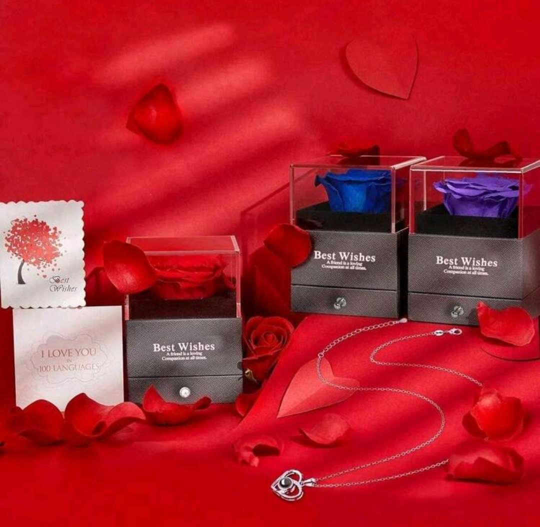 Wow amazing amazing luxurious rose flower gift set wit I love u necklace in 100 Languages.