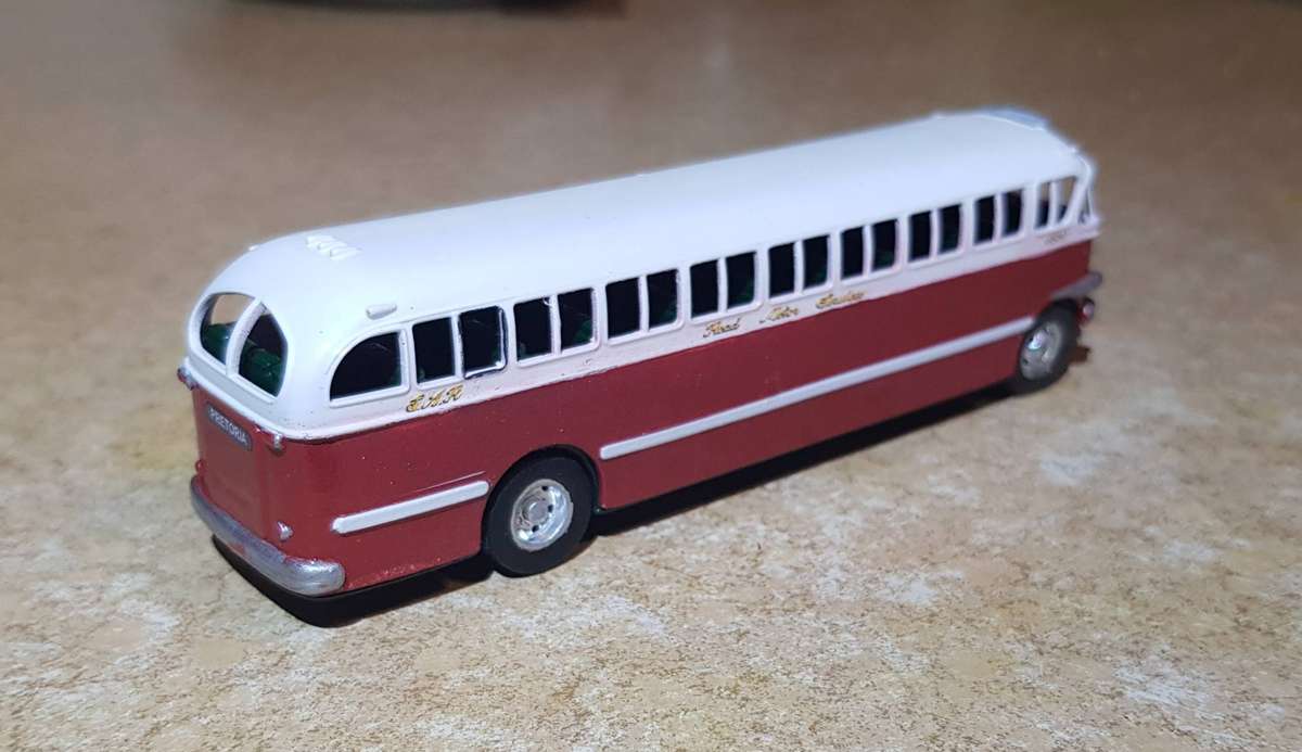 SAR 1947 Brill bus in HO Scale - PRETORIA  # 6850