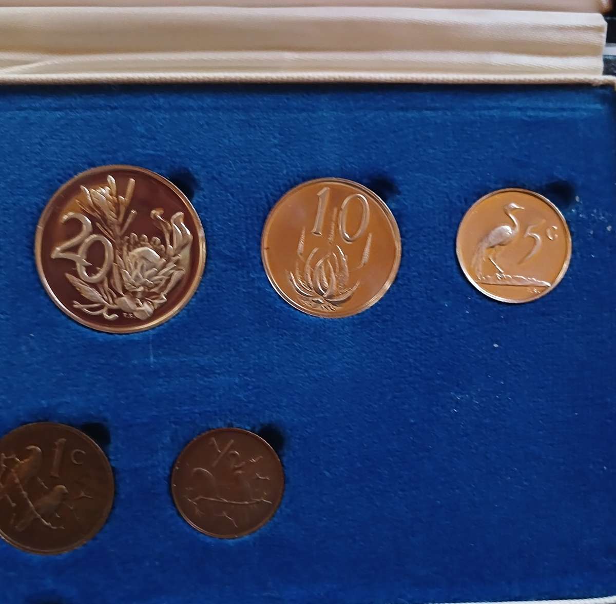 1975 BLUE PROOF COIN SET WITH SILVER R1