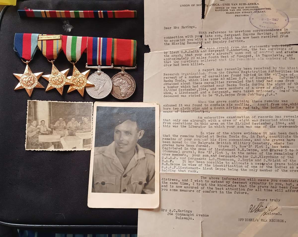 5 X WW2 ENGRAVED MEDALS WITH RIBBON BAR,PHOTOS & LETTER REGARDING DEATH FOR 10019 E. HAVINGA