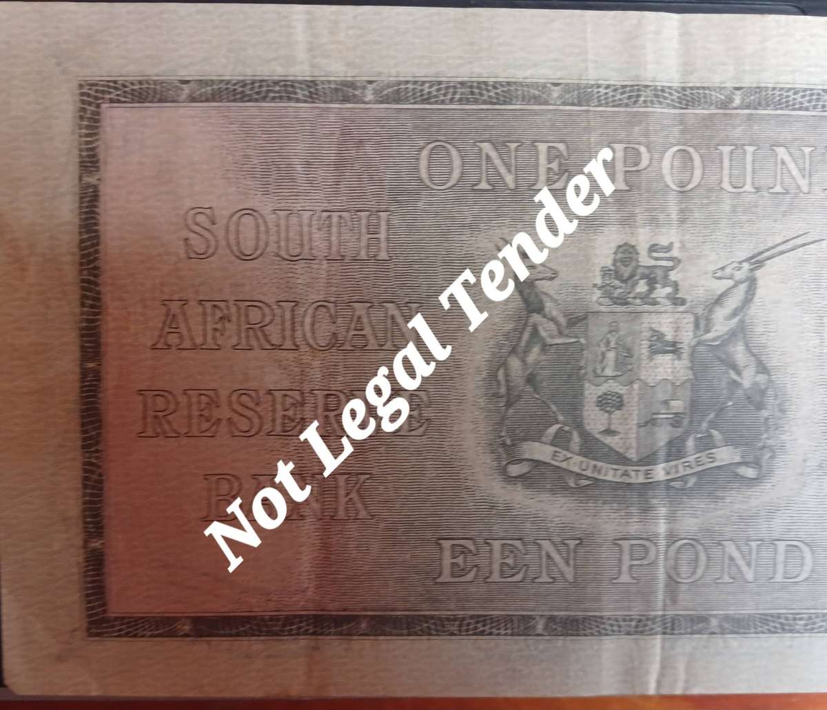 1 x South African 1 Pound and 1 x South African 5 Pound ( Postmus )