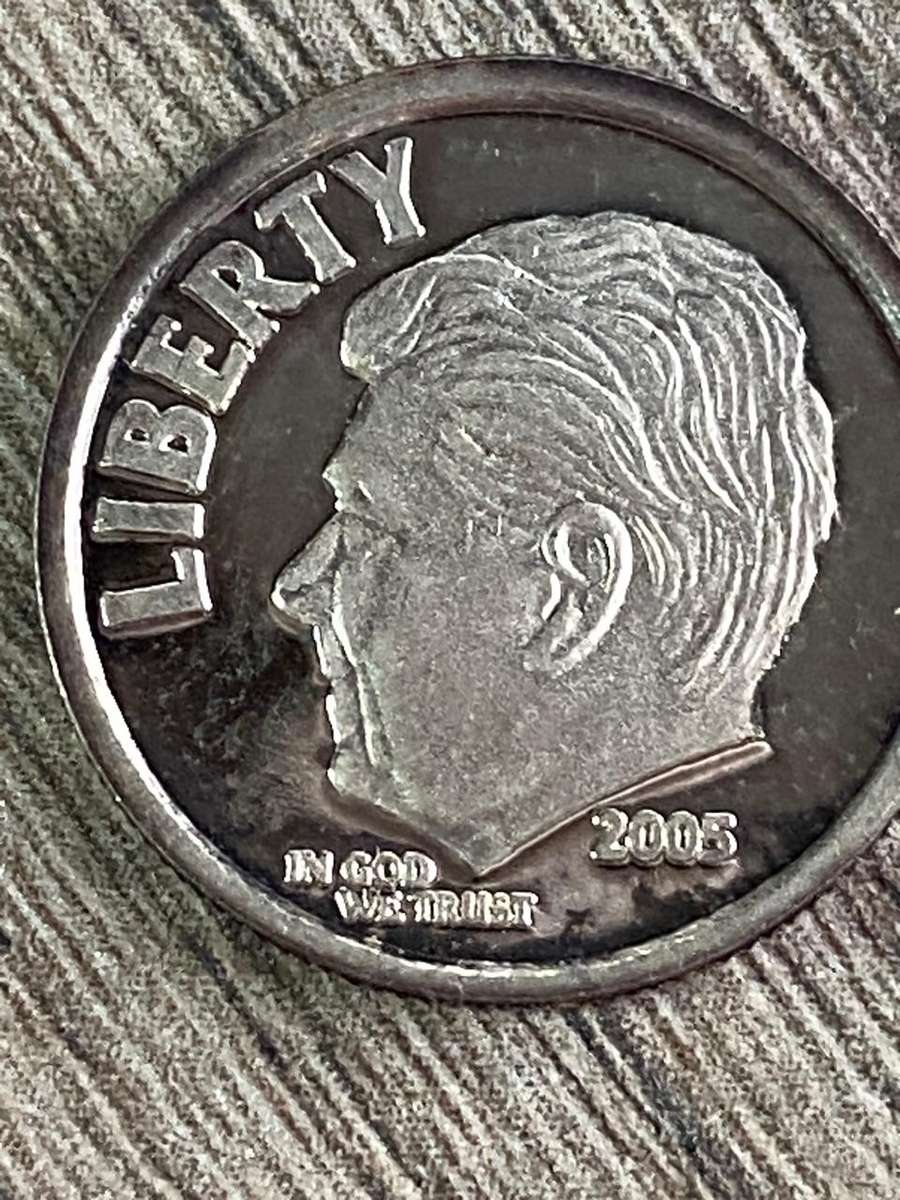  oz Silver Ronald Reagan fantasy dime: .999 SILVER