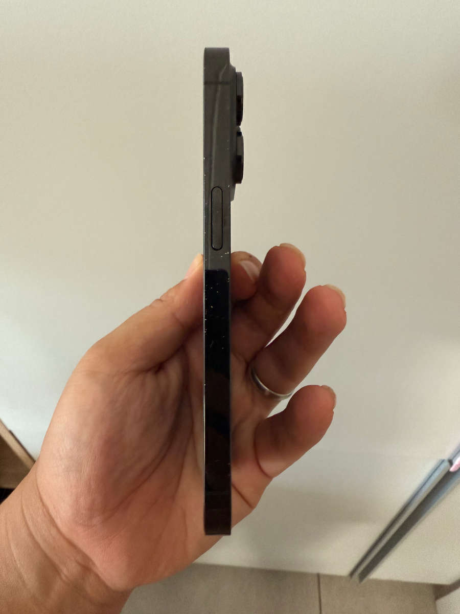 Apple iPhone 14 Pro 256GB - Space Black