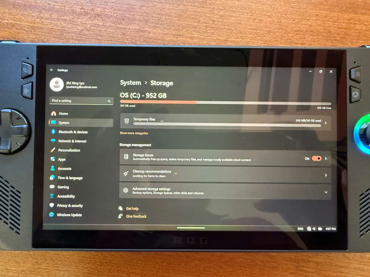 ROG ally X | RC72L 2024 gaming handheld console