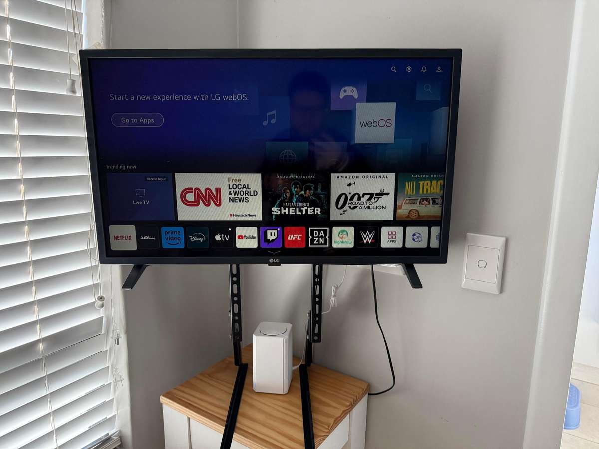 LG 32'' LQ630 HD Smart TV WebOS ThinQ AI